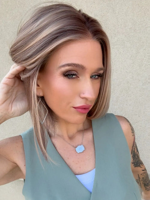💕 Glueless Short Wavy Wig – Soft Waves, Natural Look