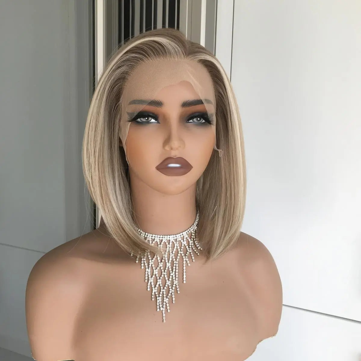 💕 Glueless Short Wavy Wig – Soft Waves, Natural Look